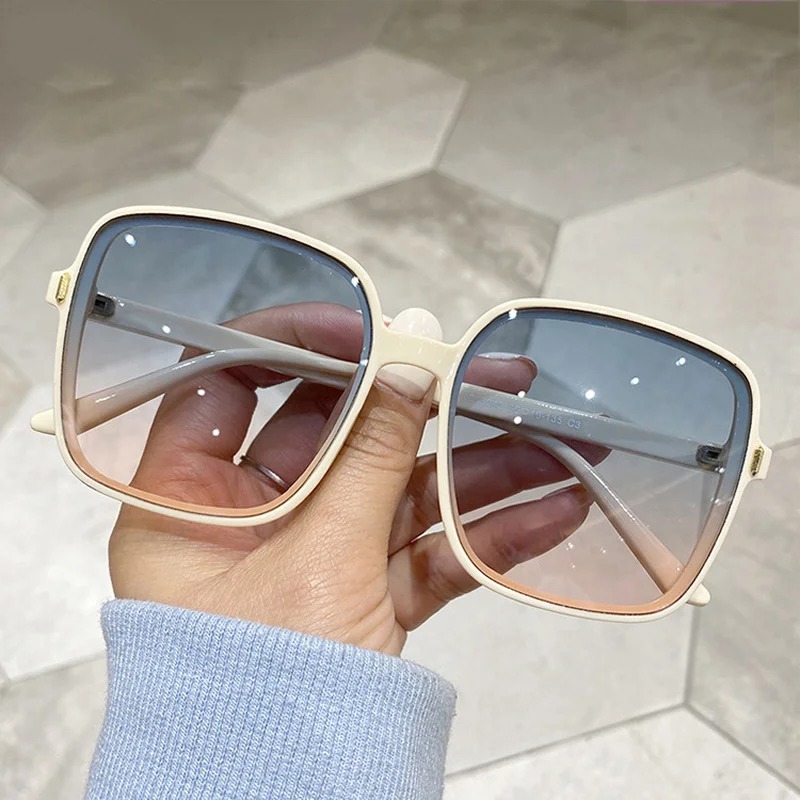 Designer Sunglasses - نظارات شمسية مربعة كبيرة الحجم بتصميم