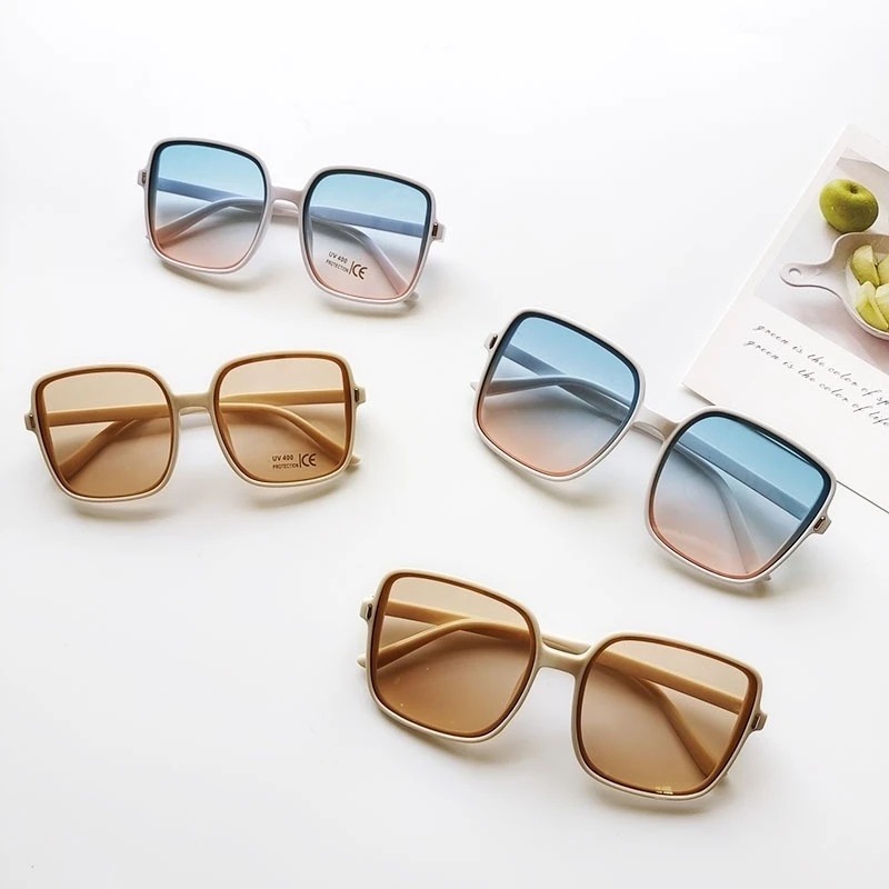 نظارات شمسية مربعة كبيرة الحجم - مراجعة Designer Sunglasses وسعره