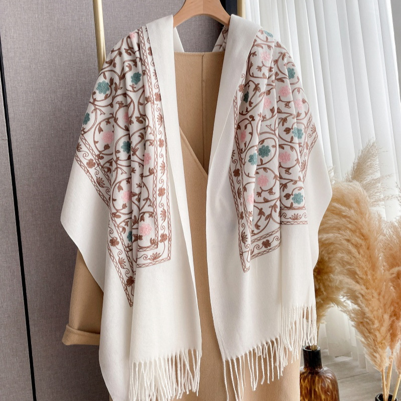وشاح كشمير مطرز جديد لعام 2025 - مراجعة Cashmere Scarf وسعره
